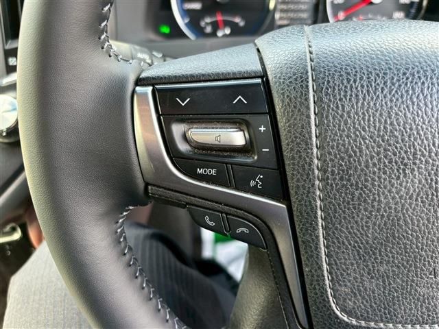 TOYOTA CROWN SEDAN HYBRID 2016 Image 31