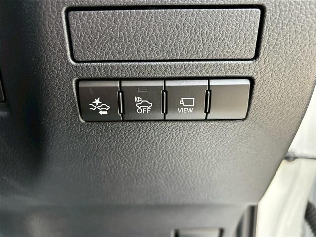 TOYOTA LEXUS NX300H 2016 Image 31