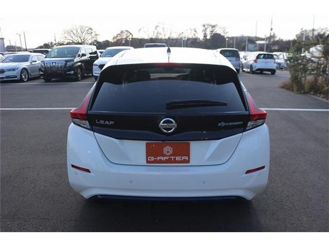 NISSAN LEAF 2018 Image 31