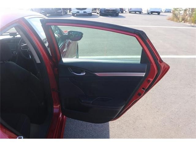 HONDA CIVIC SEDAN 2017 Image 31