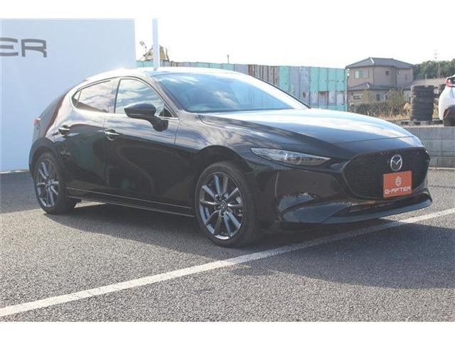 MAZDA 3 FASTBACK 2023 Image 31