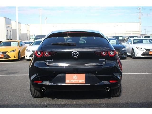 MAZDA 3 FASTBACK 2023 Image 31