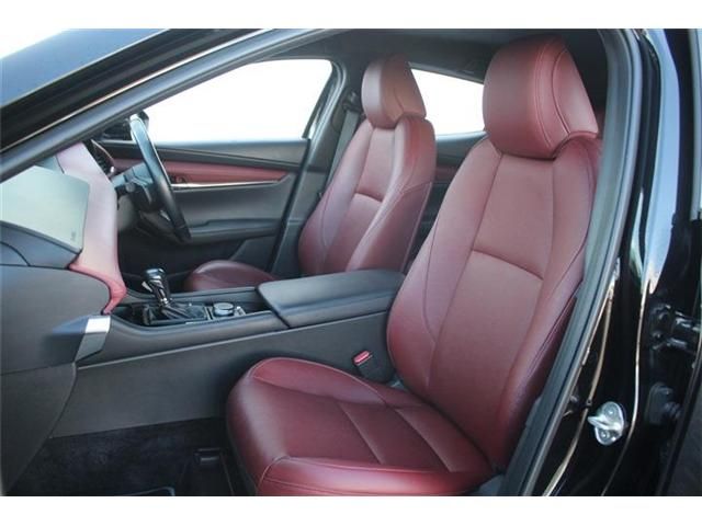 MAZDA 3 FASTBACK 2023 Image 31