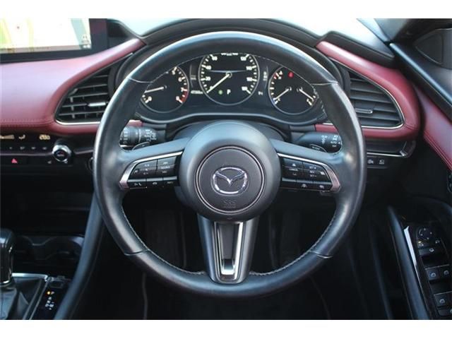 MAZDA 3 FASTBACK 2023 Image 31