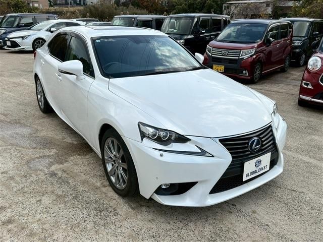 TOYOTA LEXUS IS300H 2015 Image 31