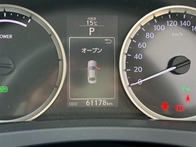 TOYOTA LEXUS IS300H 2015 Image 31