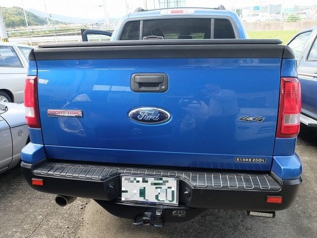 FORD EXPLORER SPORT 2010 Image 31