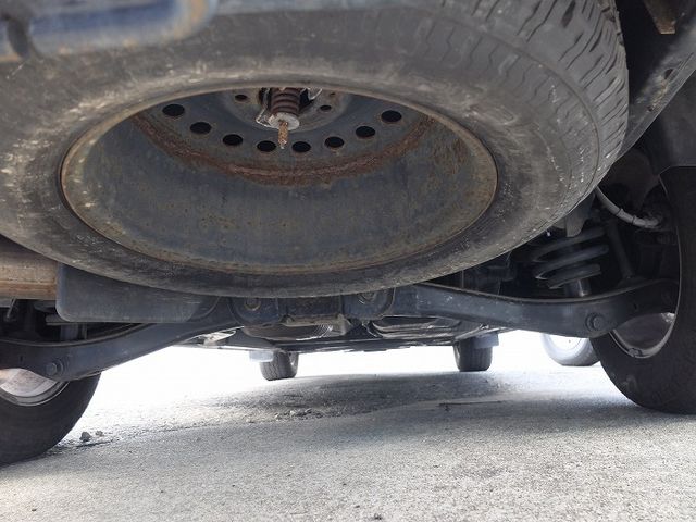 FORD EXPLORER SPORT 2010 Image 31