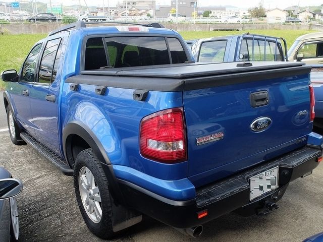 FORD EXPLORER SPORT 2010 Image 31