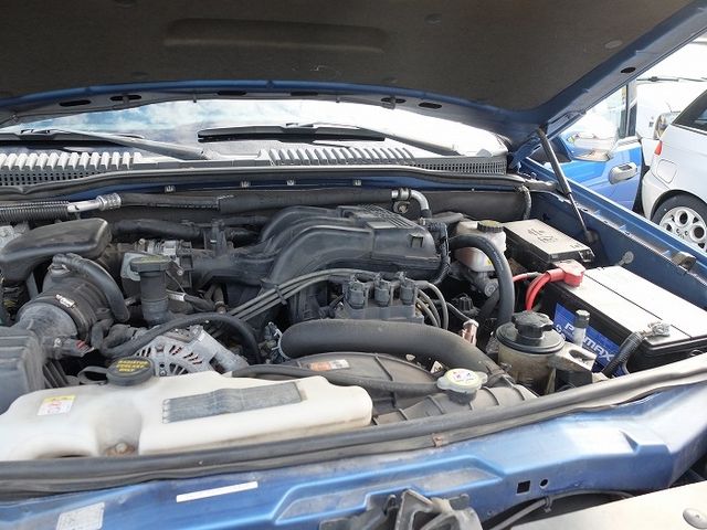 FORD EXPLORER SPORT 2010 Image 31