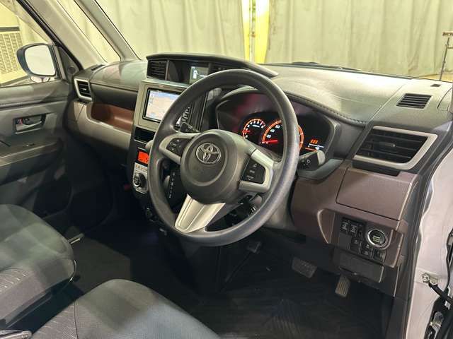 TOYOTA ROOMY 2017 Image 31