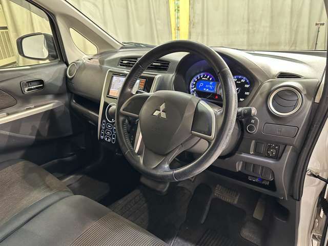 MITSUBISHI EK CUSTOM 2013 Image 31