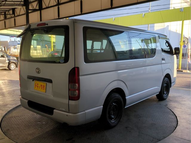 TOYOTA REGIUSACE VAN 4WD 2019 Image 31