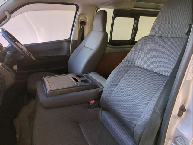 TOYOTA REGIUSACE VAN 4WD 2019 Image 31