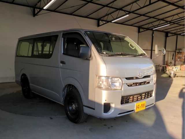 TOYOTA REGIUSACE VAN 4WD 2019 Image 31
