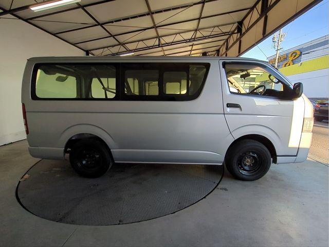 TOYOTA REGIUSACE VAN 4WD 2019 Image 31