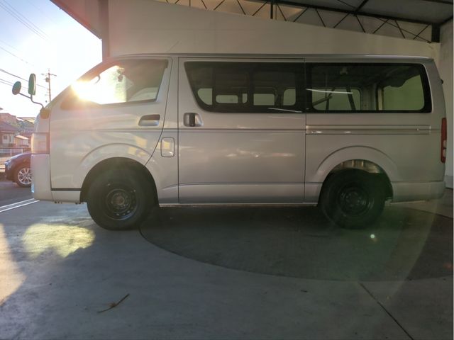 TOYOTA REGIUSACE VAN 4WD 2019 Image 31