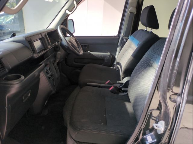 TOYOTA PIXIS VAN 2018 Image 31