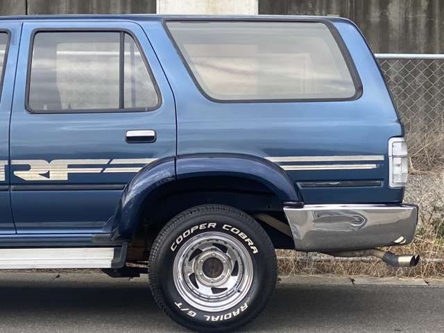 TOYOTA HILUXSURF WAGON 4WD 1991 Image 31