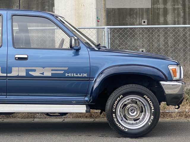 TOYOTA HILUXSURF WAGON 4WD 1991 Image 31