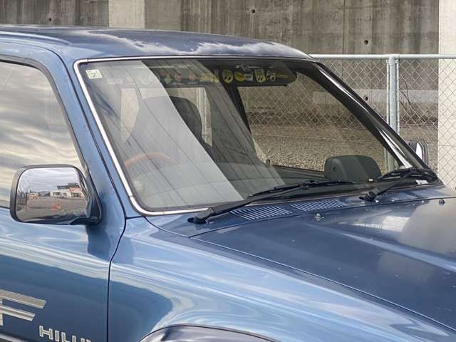 TOYOTA HILUXSURF WAGON 4WD 1991 Image 31