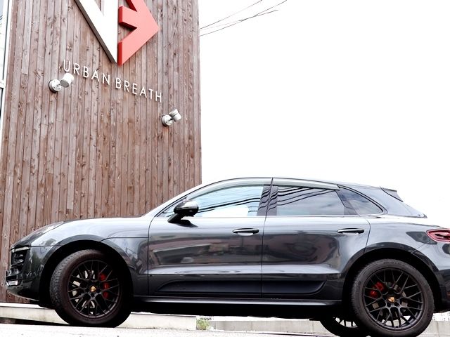 PORSCHE MACAN 2016 Image 31