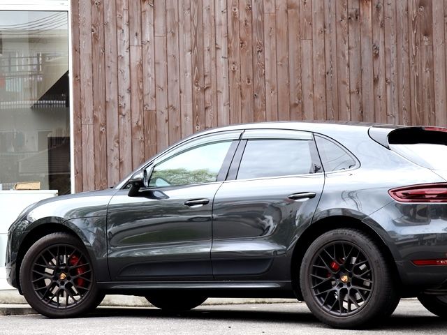 PORSCHE MACAN 2016 Image 31