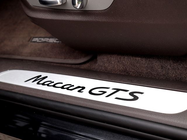 PORSCHE MACAN 2016 Image 31