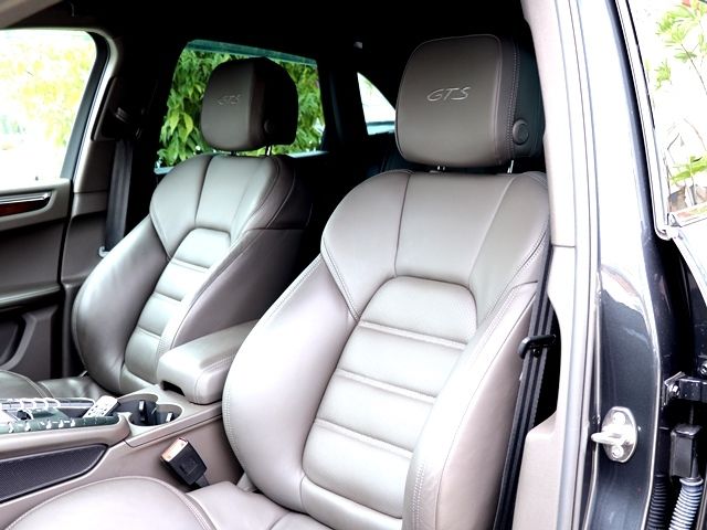 PORSCHE MACAN 2016 Image 31