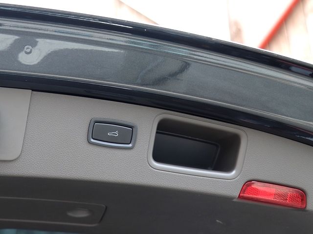 PORSCHE MACAN 2016 Image 31