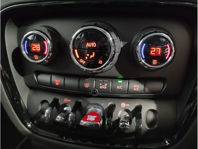 BMW MINI COOPER SD C 2016 Image 31