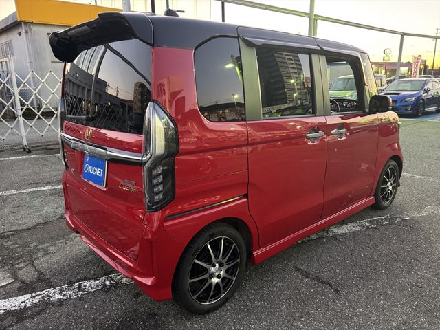 HONDA N BOX CUSTOM 2017 Image 31