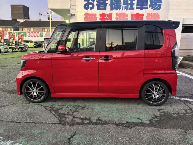HONDA N BOX CUSTOM 2017 Image 31