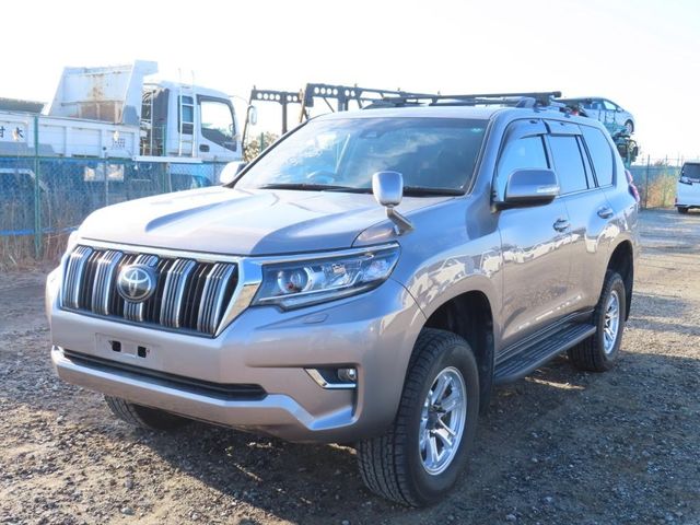 TOYOTA LANDCRUISER PRADO 2018 Image 31