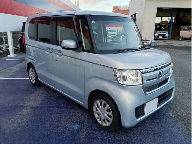 HONDA N BOX 2017 Image 31