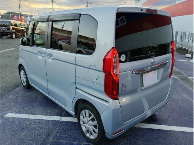 HONDA N BOX 2017 Image 31