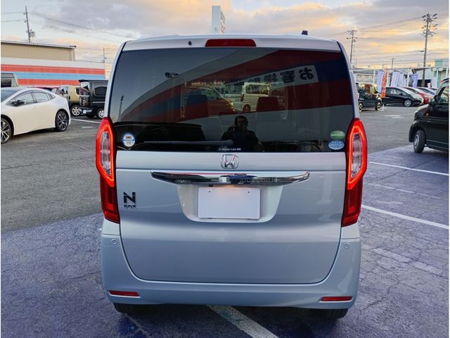 HONDA N BOX 2017 Image 31