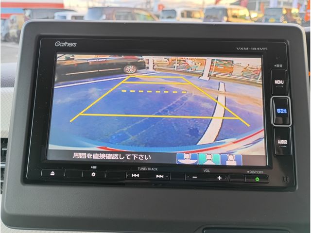 HONDA N BOX 2017 Image 31