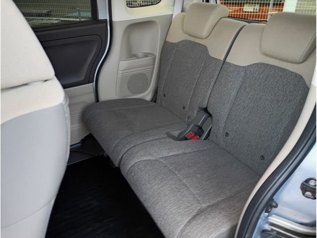 HONDA N BOX 2017 Image 31