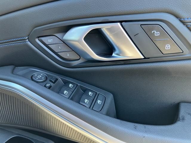 BMW 3SERIES SEDAN 2025 Image 31