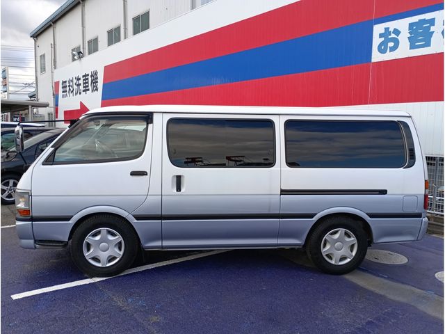 TOYOTA HIACE VAN 2WD 2004 Image 31