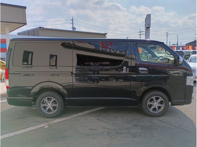 TOYOTA HIACE VAN 2WD 2018 Image 31