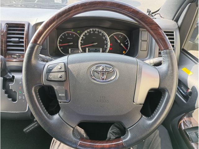 TOYOTA HIACE VAN 2WD 2018 Image 31