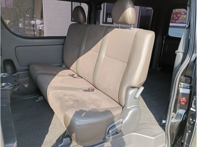 TOYOTA HIACE VAN 2WD 2018 Image 31