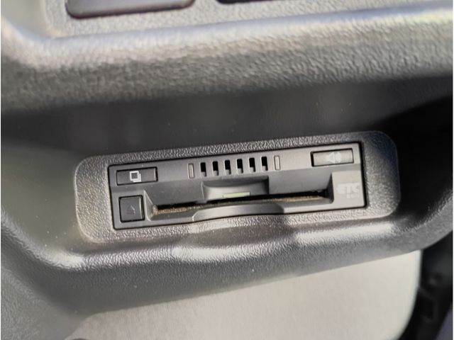 TOYOTA HIACE VAN 2WD 2018 Image 31