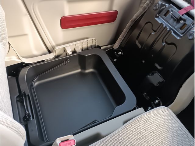 SUZUKI SPACIA 2018 Image 31