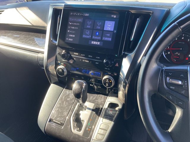 TOYOTA ALPHARD 4WD 2020 Image 31