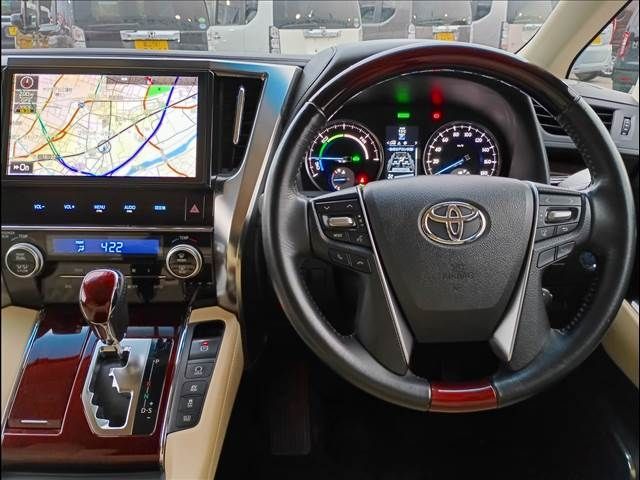 TOYOTA ALPHARD HYBRID 4WD 2017 Image 31