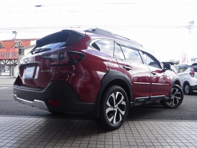 SUBARU LEGACY OUTBACK 2022 Image 31