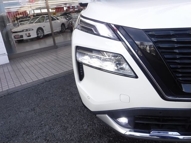 NISSAN X-TRAIL HYBRID 4WD 2022 Image 31